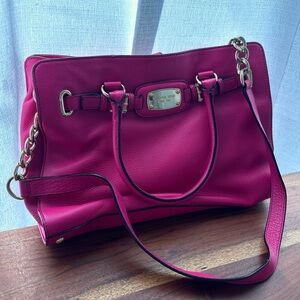 MICHAEL KORS Fuchsia Pink Leather Bag